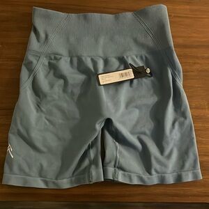 Brand new with tags oner active moonstone blue effortless seamless shorts medium